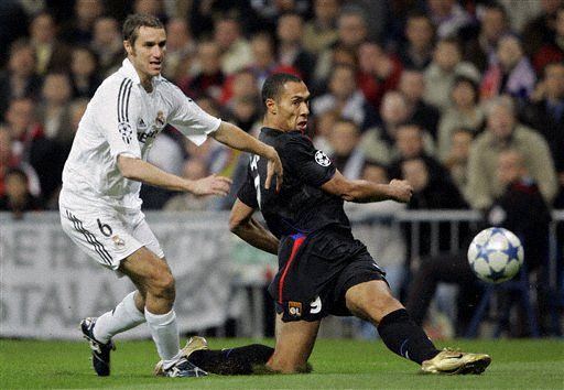 于根伟：对阵中超前五中的四支球队抢到12分，我觉得比较满意