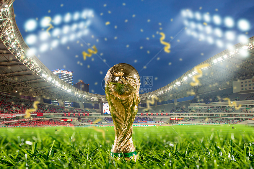 拜仁26／27赛季主场球衣谍照：红色基调搭配领口袖口金色线条