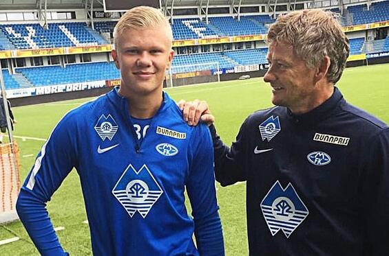 名宿公开夸赞球队新星