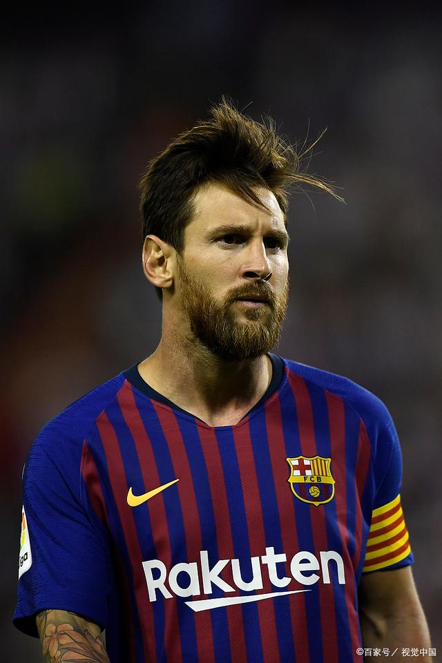 2025中超官方最佳球员候选：瓦科、莱昂纳多领衔，王钰栋在列