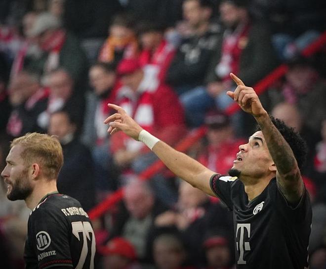 donk：chopper发高烧回合间只能闭眼休息，他真的燃尽了