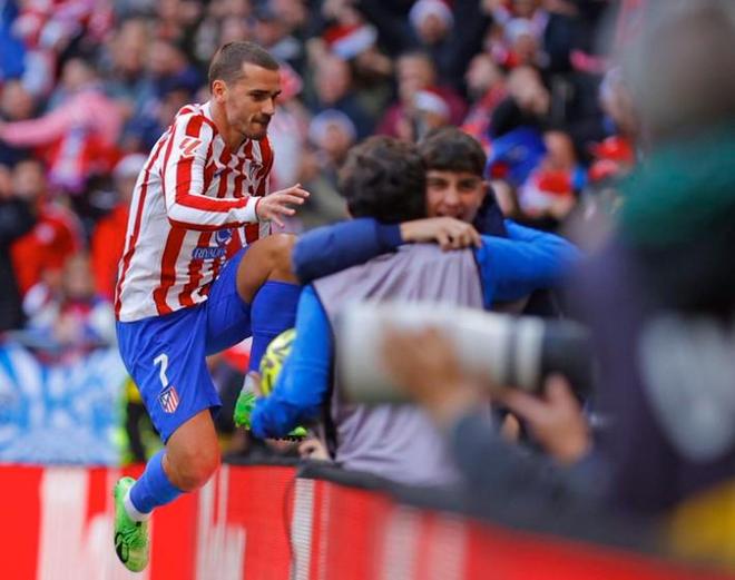 弗拉格：在比赛中保持领先感觉太棒了，我喜欢和瑞恩一起打球