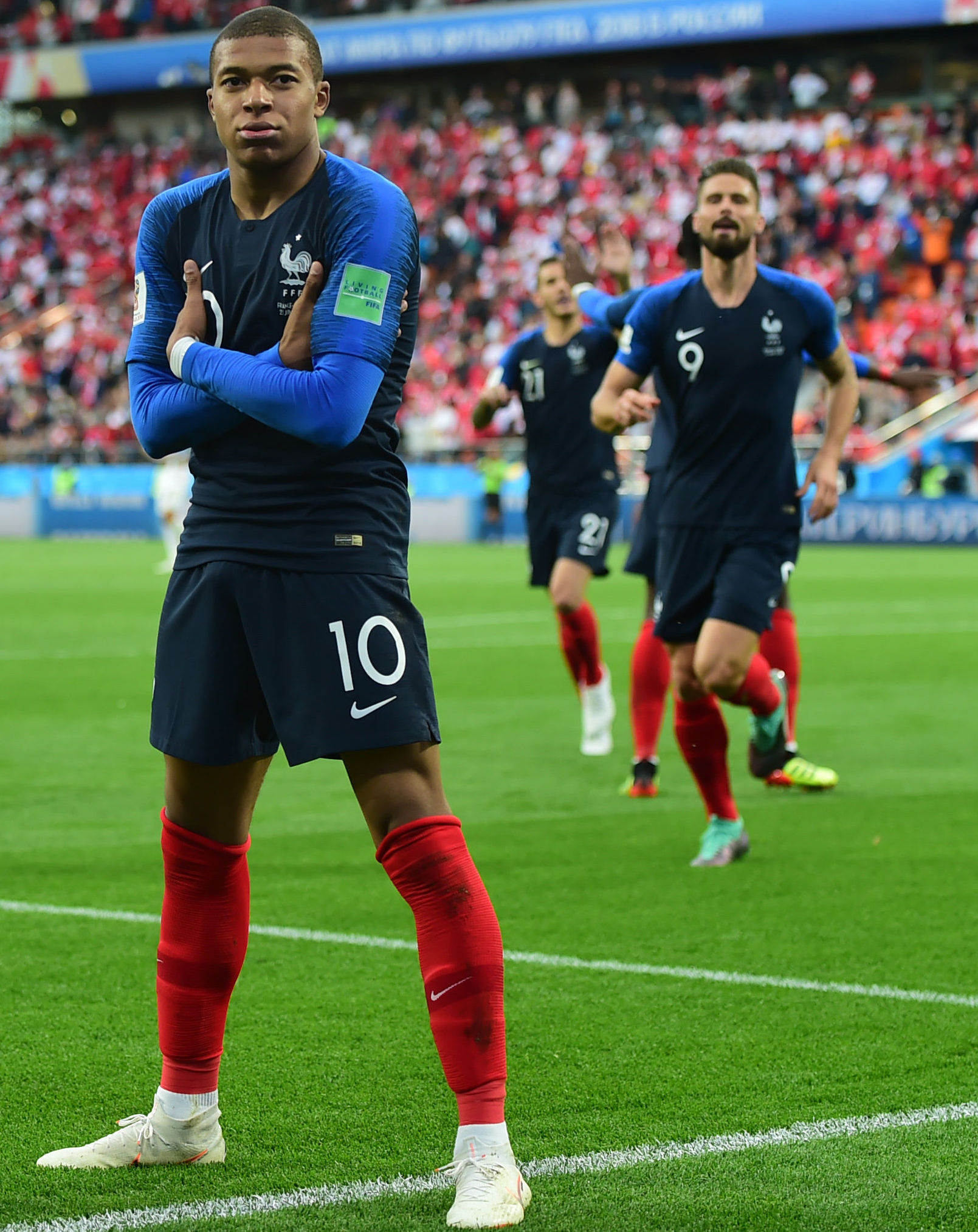 球队反超比分成功，逆转经典重演