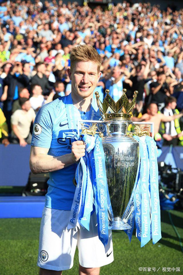 启蒙教练：维尼修斯一直有点叛逆，他应该学会控制和收敛脾气