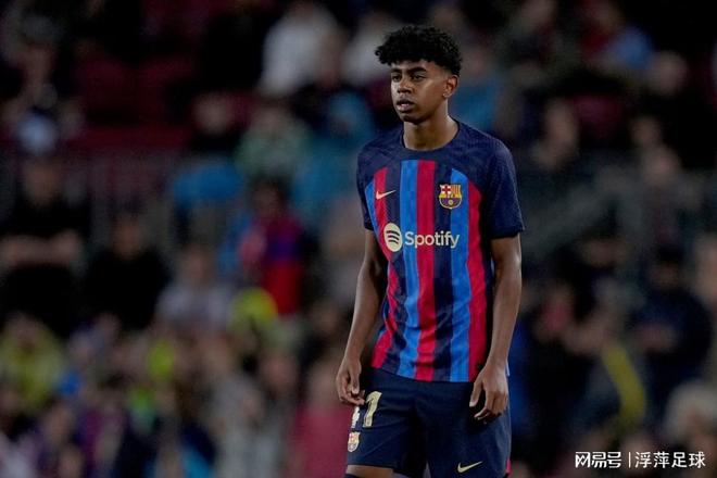 英超赛场亮点：利物浦逆转曼联,