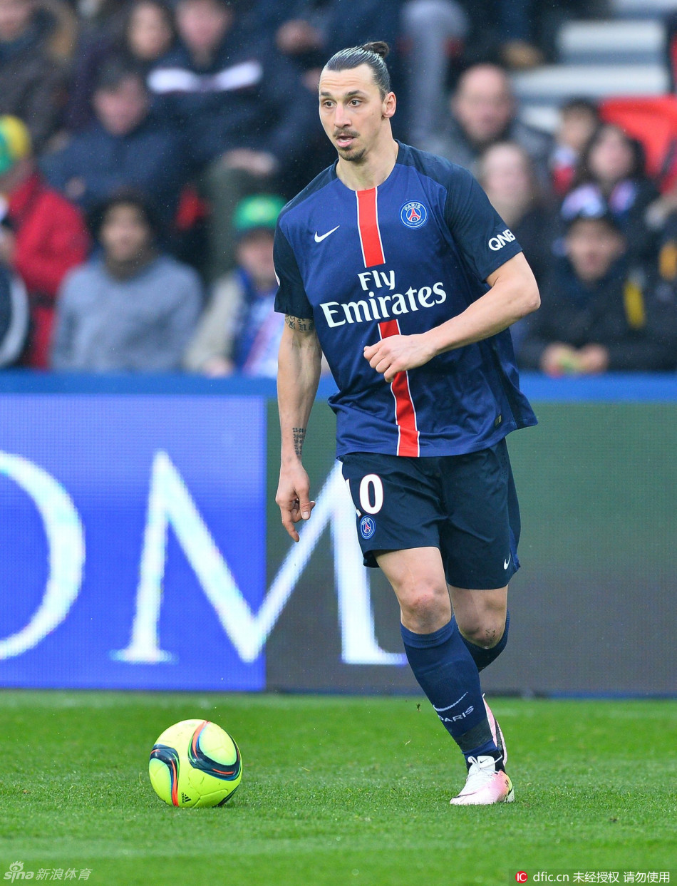 齐达内：在上海见到一个优秀的年轻人，球打得着实可以！