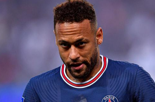 萨里：VAR工作区可以放到替补席对面，否则容易造成冲突