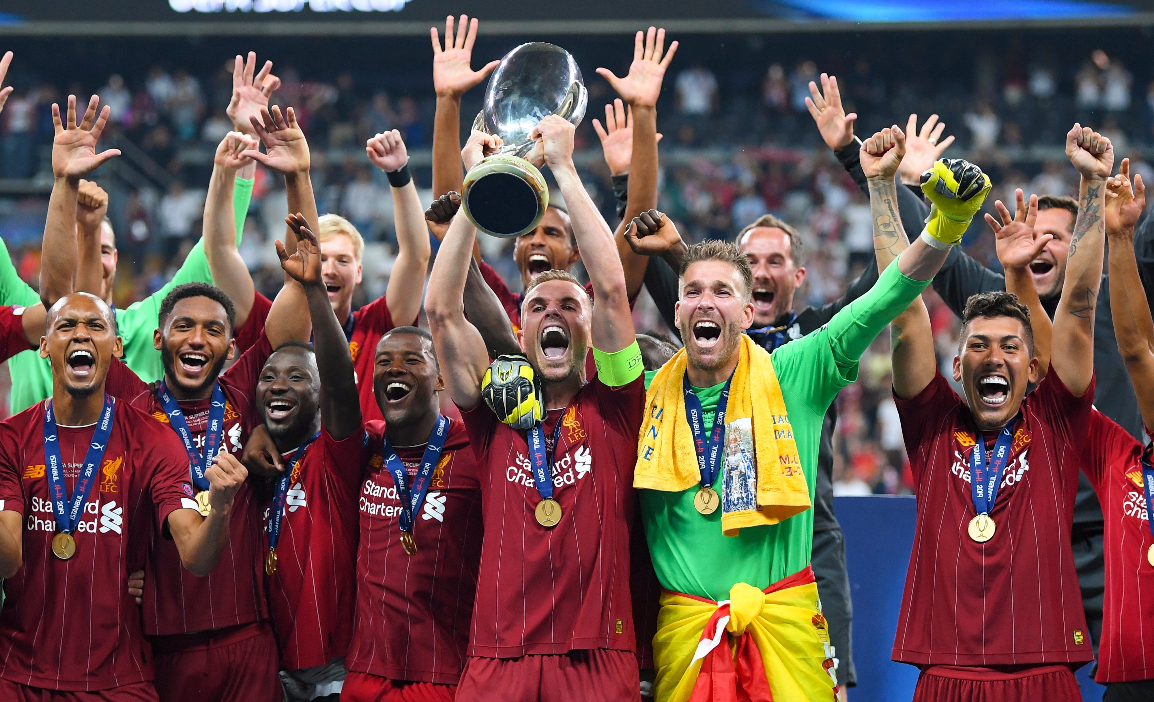 东契奇三双＆里夫斯状态不佳，湖人4分战胜76人